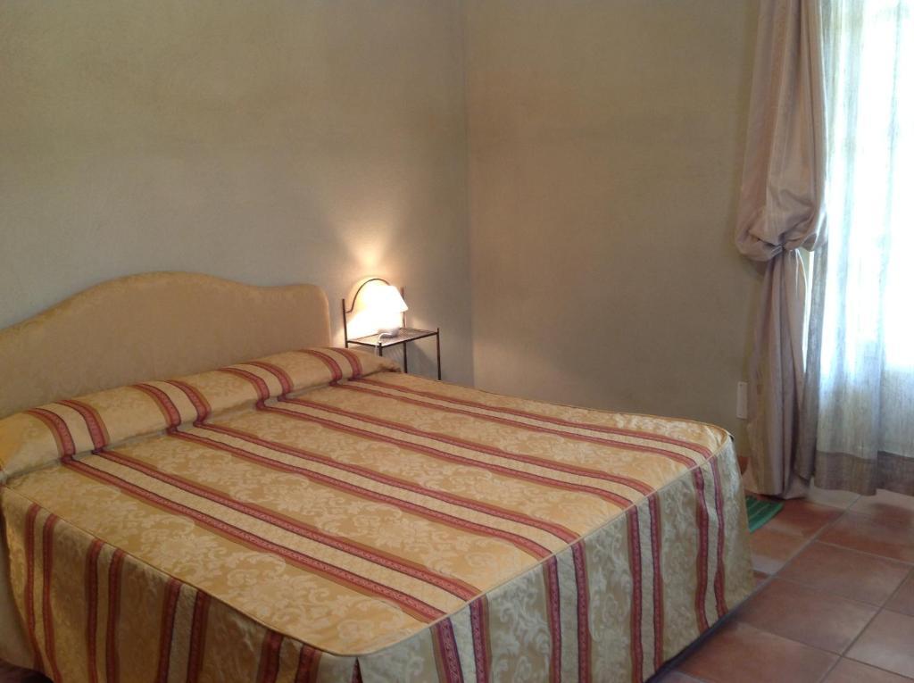 Locanda San Lorenzo Roddino Bilik gambar